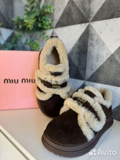 Кроссовки женские miu miu на меху