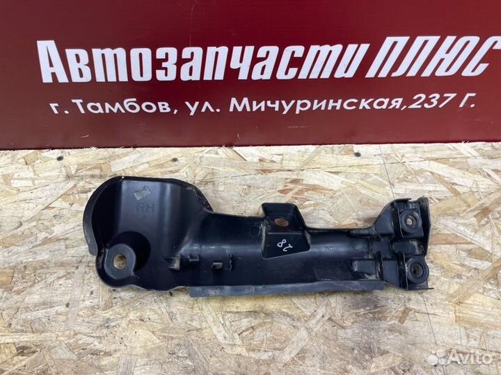 Защита датчика ABS задняя правая Renault Sandero