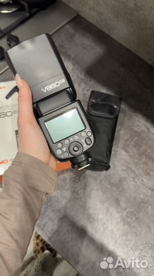 Вспышка godox v860ii для Nikon