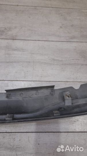 Губа заднего бампера Toyota Land Cruiser 200 С