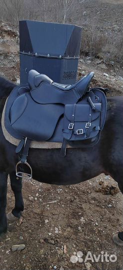Седло для лошади