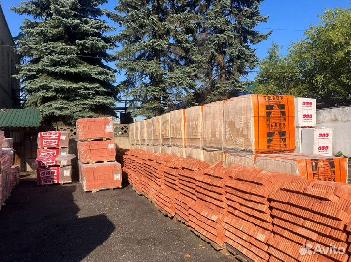 Кирпич строительный в наличии