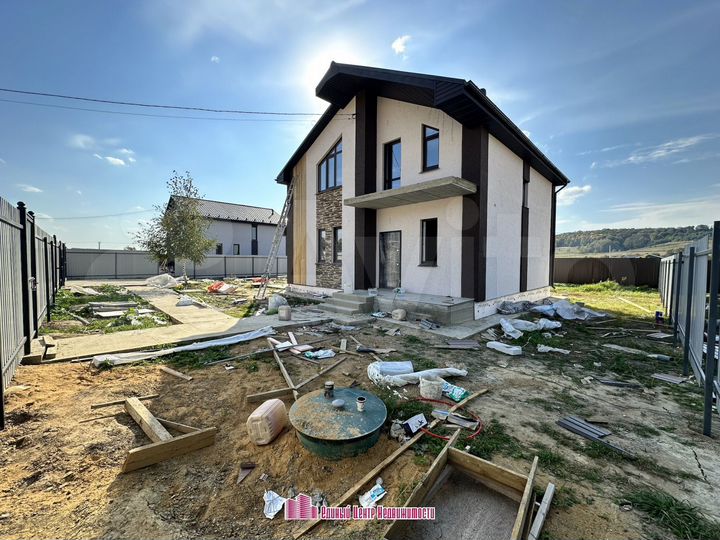 Дом 160 м² на участке 7,5 сот.