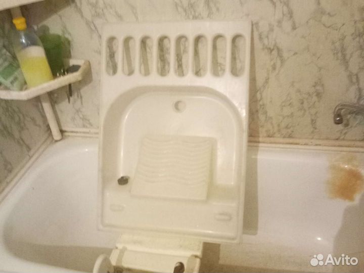 Пластиковое корыто для стирки