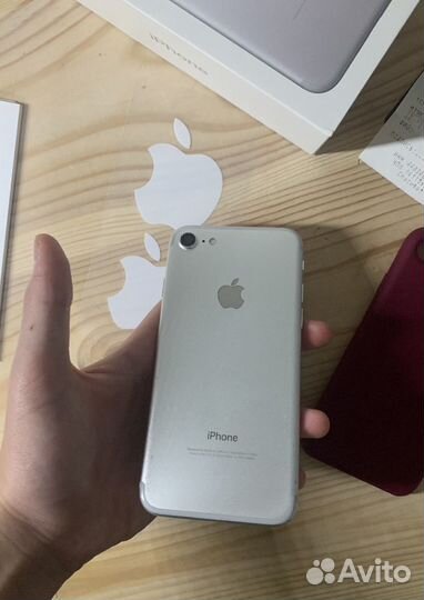 iPhone 7, 256 ГБ