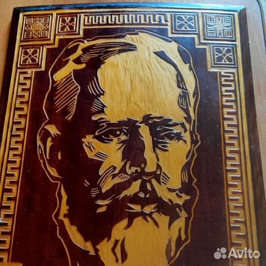 Картина, панно из дерева