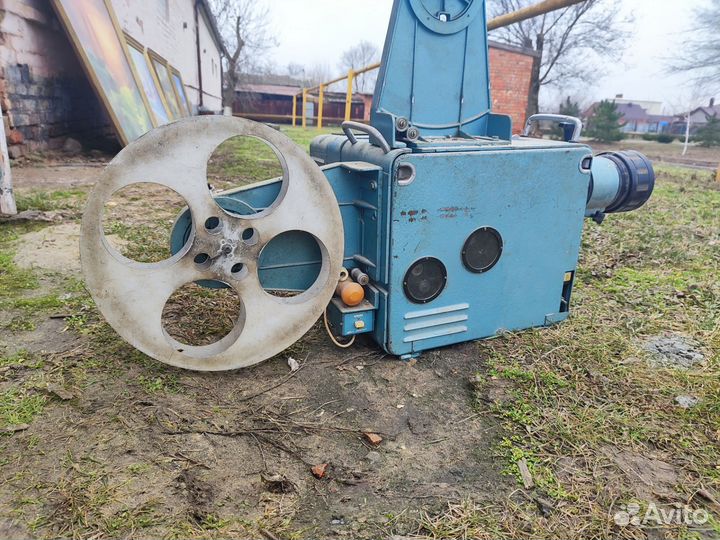 Советский кинопроектор