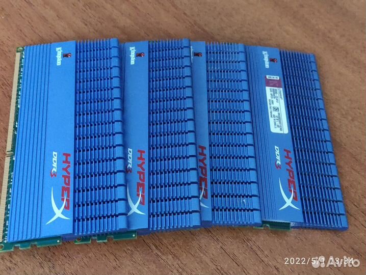 DDR3 Kingston HyperX KHX2000C9AD3T1K2/4GX