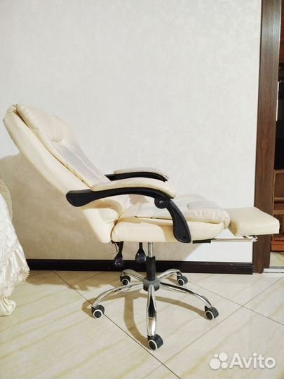 Компьютерное кресло