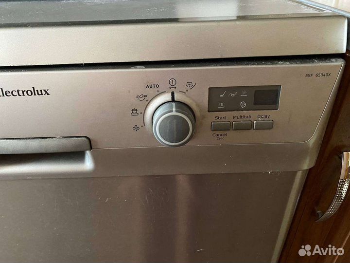 Посудомоечная машина electrolux