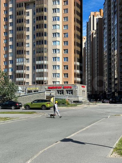 Машиноместо, 10 м²