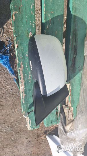 Suzuki sx4 зеркало правое