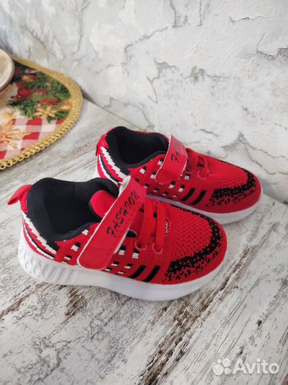 Кроссовки 21 размер девочка