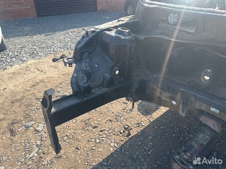 Четверть (лонжерон) передняя правая Kia Rio 3 Ub