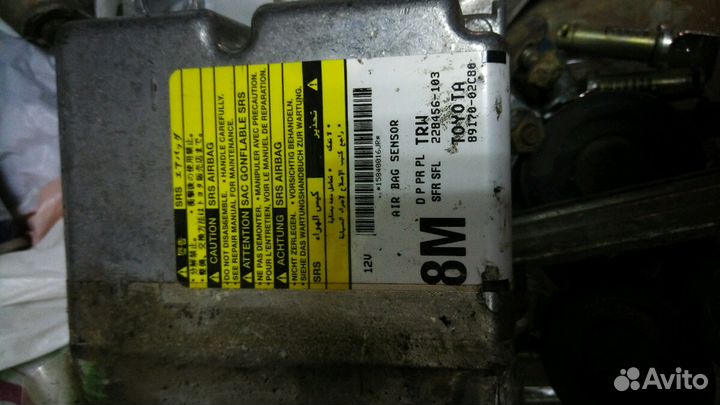 Блок аирбега на Тойоту короллу 180 кузов