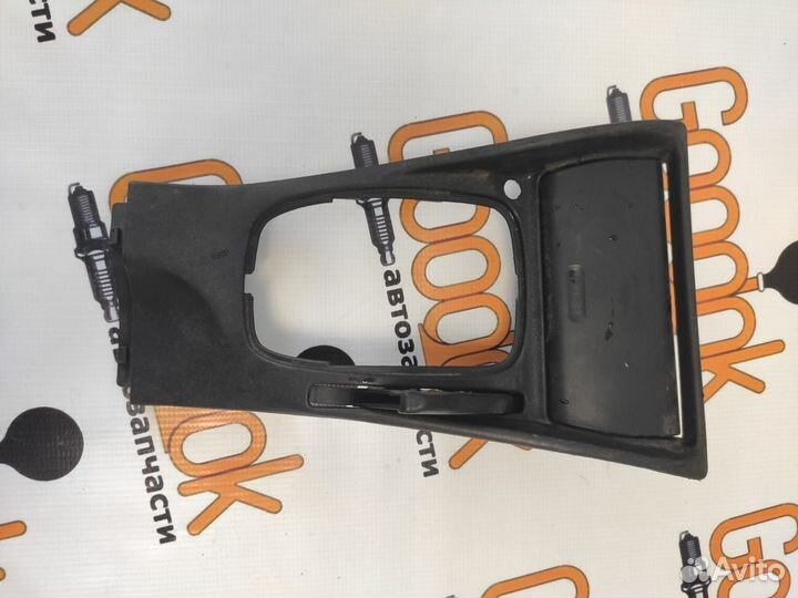 Накладка консоли кпп Subaru Legasy BD