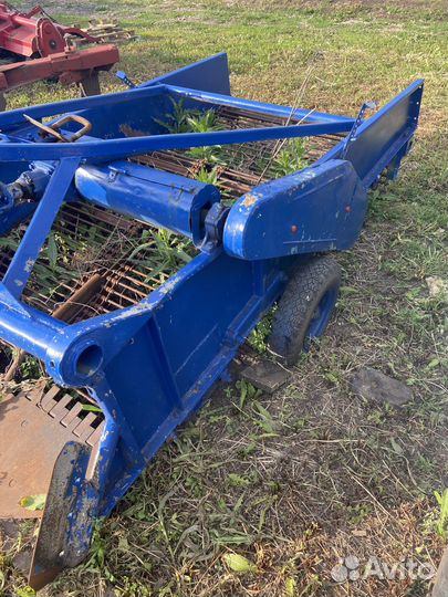 Копатель корнеплодов Агропромсельмаш КТН-2ВМ-01, 1998