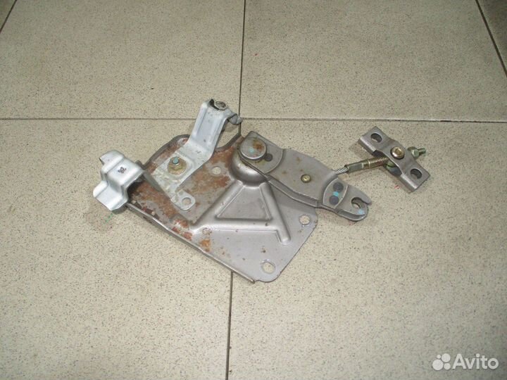 Трос стояночного тормоза Hyundai Grandeur 4 (TG)