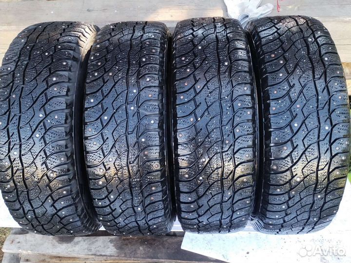 Viatti Bosco Nordico V-523 215/65 R16