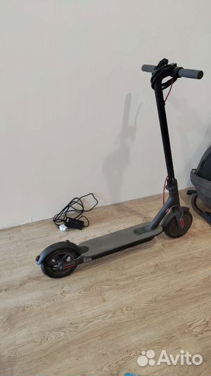 Электросамокат Xiaomi Mi Electric Scooter 1S