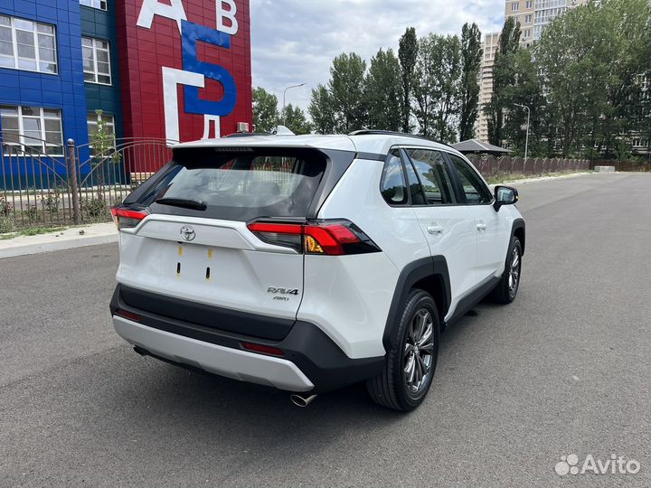 Toyota RAV4 2.0 CVT, 2024, 50 км