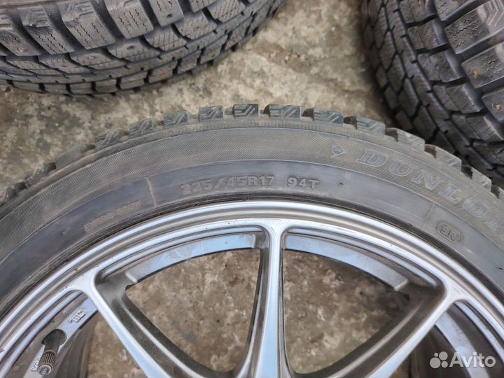 Dunlop SP Winter Ice 01 225/45 R17