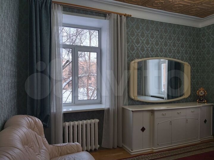 2-к. квартира, 54 м², 2/4 эт.