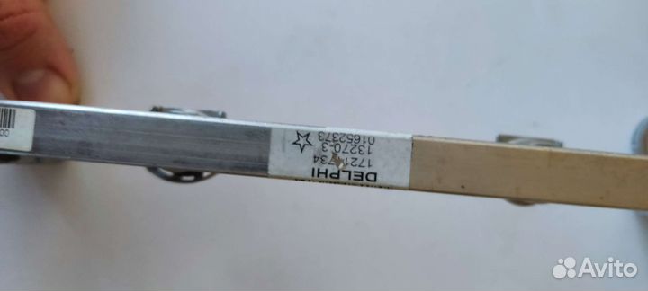 Топливная рампа с форсунками Geely