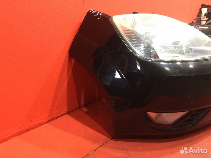 Ноускат Ford Fiesta. Передняя часть