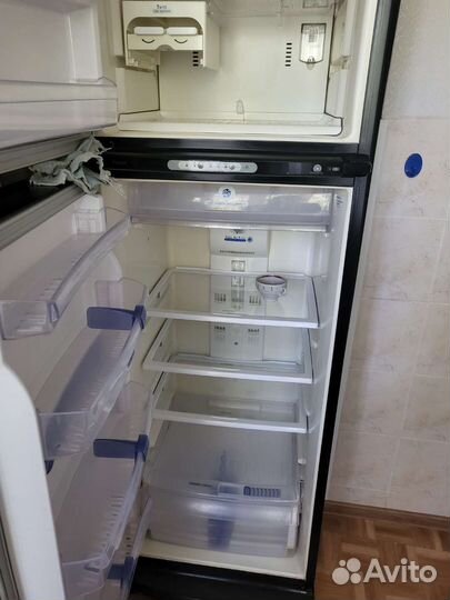 Холодильник whirlpool, no frost