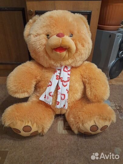 Плюшевый медведь