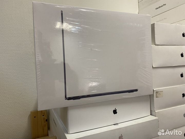 Коробки MacBook