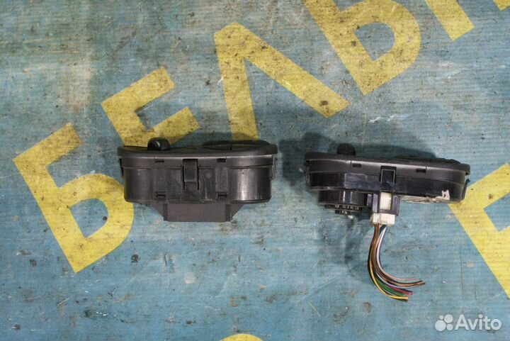 Центральный переключатель света Лада Калина