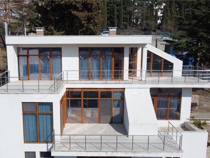 Комната 27 м² в 1-к., 1/1 эт.