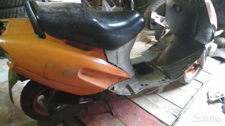 Запчасти от скутера Hyosung zephyr