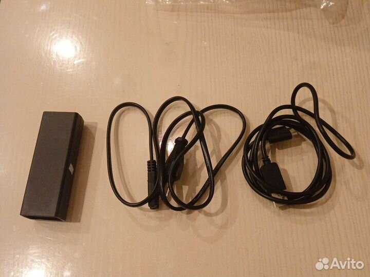 Адаптер питания для Sony PSP Go и Vita