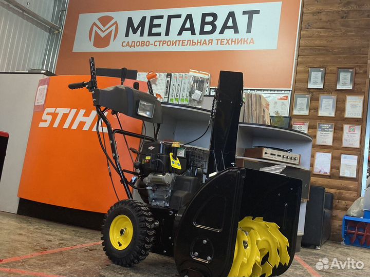 Снегоуборщик champion ST656BS briggs stratton