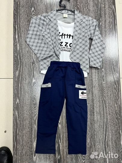 Костюм на мальчика 98 104