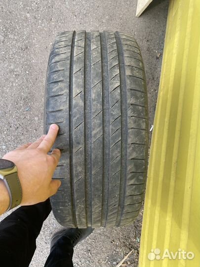 Kumho Ecsta PS71 245/45 R19