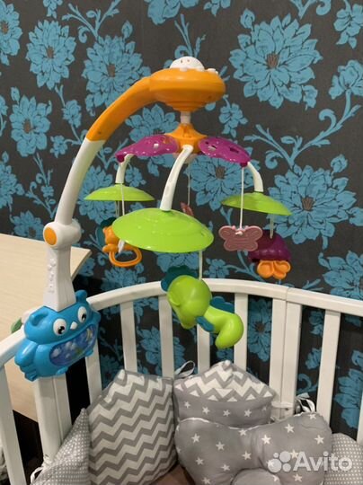 Мобиль на кроватку с проектором