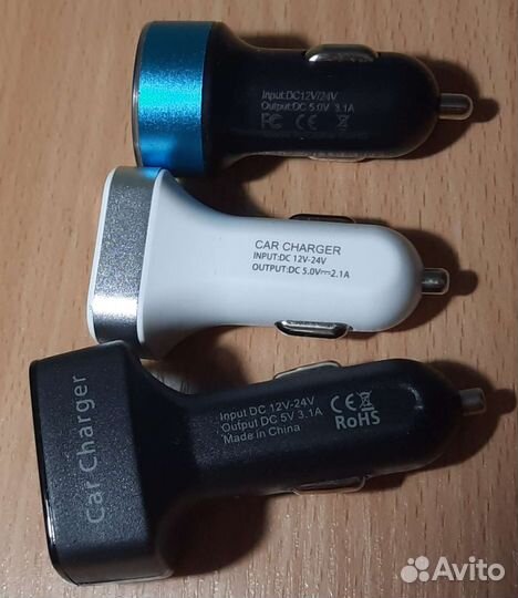 Зарядное устройство USB в прикуриватель вольтметр