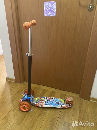 Самокат детский трехколесный светящиеся колеса