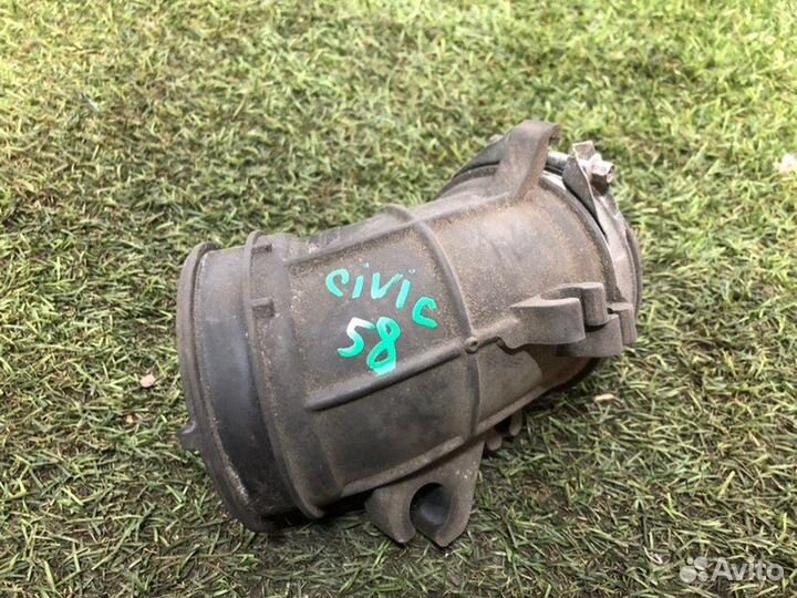 Патрубок воздушного фильтра Honda Civic R18A2 2007