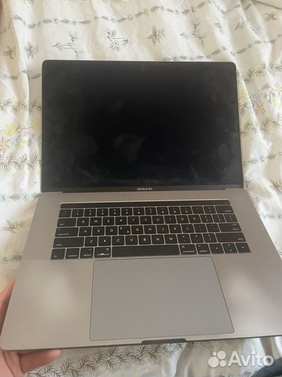 Apple MacBook 15 2016