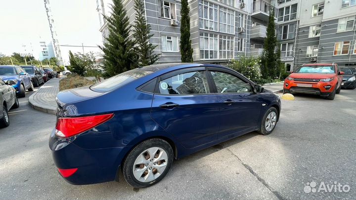 Hyundai Solaris 1.4 AT, 2014, 61 000 км