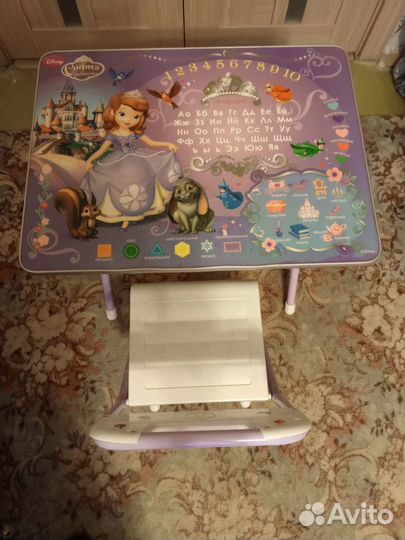 Детский стол и стул