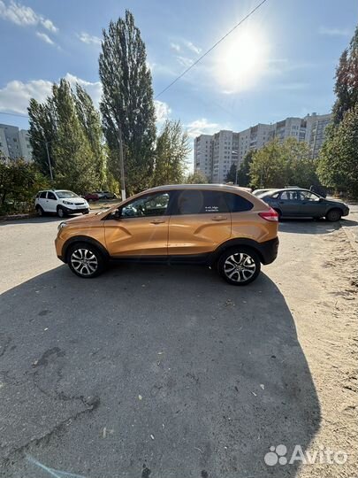 LADA XRAY Cross 1.8 МТ, 2018, 140 000 км