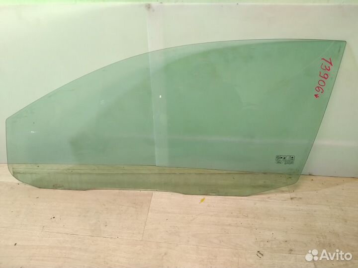 Стекло переднее левое Ford Focus 2 рестайлинг 1.6