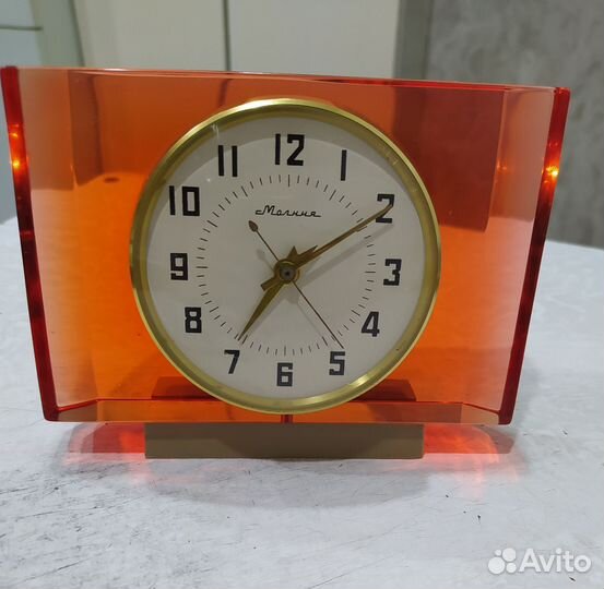 Настольные часы СССР