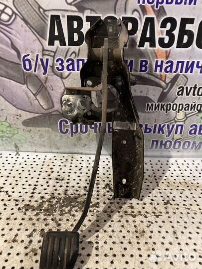 Педаль тормоза Ford Mondeo 4